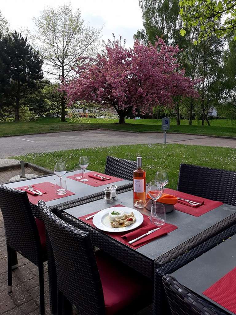 Kyriad Rouen Nord - Mont Saint Aignan Ristorante foto